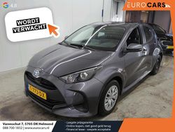 Grijs Gebruikt 2023 Toyota Yaris Hybrid Active Hatchback | € 19.890 (Eerlijke prijs)