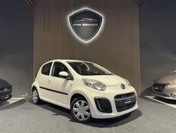Wit Gebruikt 2013 Citroën C1 Exclusive Hatchback | € 4.950 (Eerlijke prijs)