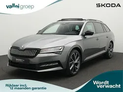 Grijs Gebruikt 2024 Skoda Superb Business Line Stationwagen | € 40.900 (Iets duurder)