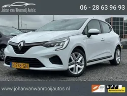 Wit Gebruikt 2021 Renault Clio V Business Hatchback | € 11.950 (Goede deal)
