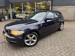 Blauw Gebruikt 2009 BMW 116 Hatchback | € 4.450 (Eerlijke prijs)