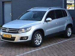 Grijs Gebruikt 2016 VW Tiguan R-line Edition SUV | € 15.599 (Super prijs)