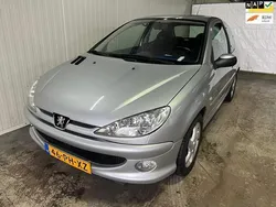 Grijs Gebruikt 2004 Peugeot 206 Quiksilver Hatchback | € 2.150 (Eerlijke prijs)