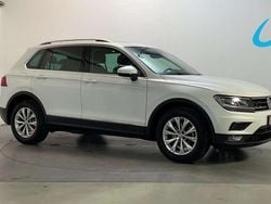 Wit Gebruikt 2019 VW Tiguan Comfortline SUV | € 22.400 (Goede deal)
