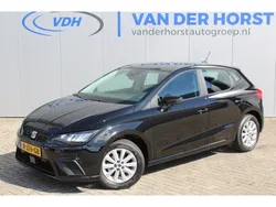Zwart, metallic lak Gebruikt 2021 Seat Ibiza Style Hatchback | € 20.880 (Duur)