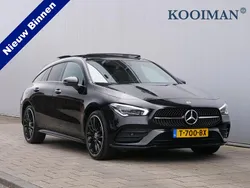 Zwart Gebruikt 2023 Mercedes CLA250e Shooting Brake AMG line Stationwagen | € 36.450 (Eerlijke prijs)