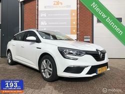Wit Gebruikt 2020 Renault Mégane GrandTour Zen Stationwagen | € 11.750 (Goede deal)