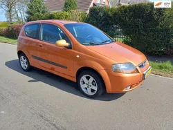 Oranje Gebruikt 2007 Chevrolet Kalos Hatchback | € 1.950 (Iets duurder)