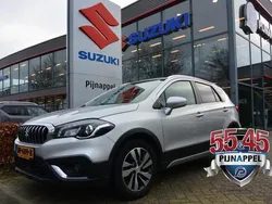 Zilver, metallic lak Gebruikt 2017 Suzuki SX4 S-Cross SUV | € 17.950 (Iets duurder)