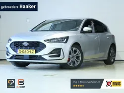 Grijs Gebruikt 2023 Ford Focus ST-Line X Hatchback | € 26.900 (Iets duurder)