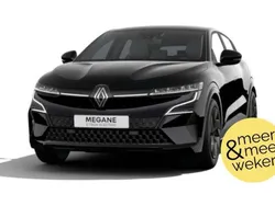 Zwart Nieuw 2024 Renault Mégane Evolution Hatchback | € 35.471 (Eerlijke prijs)