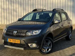 Grijs Gebruikt 2018 Dacia Sandero Stepway Hatchback | € 6.999 (Eerlijke prijs)