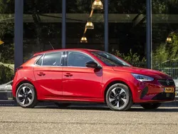 Rood Gebruikt 2021 Opel Corsa-e Elegance Hatchback | € 14.950 (Super prijs)