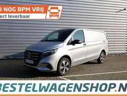 Zilver (metallic) Gebruikt 2024 Mercedes Vito Van | € 45.515 (Super prijs)