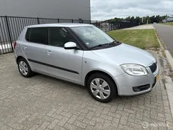 Grijs Gebruikt 2010 Skoda Fabia Drive Hatchback | € 2.399 (Goede deal)