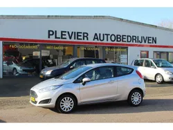 Grijs Gebruikt 2015 Ford Fiesta Style Hatchback | € 5.395 (Eerlijke prijs)