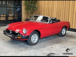 Rood Gebruikt 1975 MG B Cabriolet | € 9.950