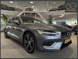 Grijs Gebruikt 2021 Volvo V60 Inscription Stationwagen | € 34.450 (Eerlijke prijs)