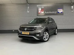 Grijs, metallic lak Gebruikt 2019 VW T-Cross Life SUV | € 16.450 (Eerlijke prijs)