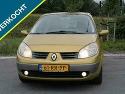 Geel Gebruikt 2005 Renault Grand Scénic II Luxe MPV | € 1.499 (Iets duurder)