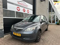 Grijs Gebruikt 2006 Mazda 2 Exclusive MPV | € 1.499 (Eerlijke prijs)