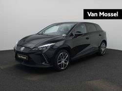 Zwart Gebruikt 2023 MG MG4 EV Luxury Hatchback | € 23.900 (Eerlijke prijs)