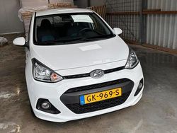 Wit Gebruikt 2015 Hyundai i10 Hatchback | € 6.500 (Eerlijke prijs)