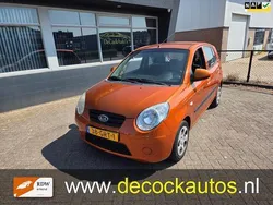 Oranje, metallic lak Gebruikt 2008 Kia Picanto Hatchback | € 2.640 (Eerlijke prijs)