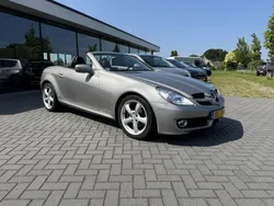 Grijs, metallic lak Gebruikt 2009 Mercedes SLK200 Cabriolet | € 11.750 (Super prijs)