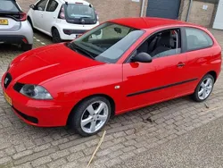 Rood Gebruikt 2004 Seat Ibiza Stella Hatchback | € 1.350 (Eerlijke prijs)