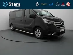 Zwart metallic Gebruikt 2024 Renault Trafic Van | € 26.990 (Eerlijke prijs)