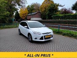 Wit Gebruikt 2014 Ford Focus Titanium Stationwagen | € 8.950 (Iets duurder)