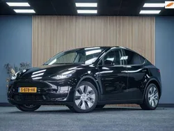 Zwart, metallic lak Gebruikt 2023 Tesla Model Y Long Range SUV | € 43.950 (Iets duurder)