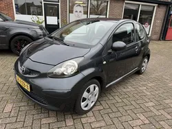 Grijs Gebruikt 2006 Toyota Aygo Hatchback | € 4.250 (Eerlijke prijs)