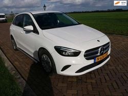 Wit Gebruikt 2021 Mercedes B200 MPV | € 8.499