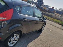 Zwart Gebruikt 2012 Ford Fiesta Titanium Hatchback | € 3.900 (Goede deal)