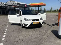 Wit Gebruikt 2012 Seat Ibiza Style MPV | € 3.500 (Super prijs)