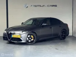 Grijs Gebruikt 2018 Alfa Romeo Giulia Sedan | € 22.450 (Eerlijke prijs)