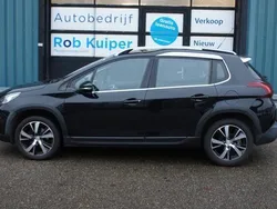 Zwart Gebruikt 2017 Peugeot 2008 Allure SUV | € 11.400 (Eerlijke prijs)
