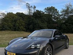 Grijs Gebruikt 2020 Porsche Taycan Performance Package Sedan | € 51.999 (Duur)
