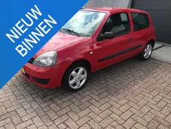 Rood Gebruikt 2008 Renault Clio II Campus Hatchback | € 999 (Super prijs)