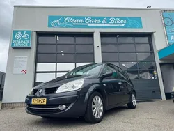 Grijs Gebruikt 2007 Renault Scénic II MPV | € 1.850 (Eerlijke prijs)