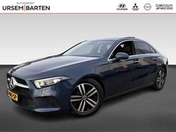 Blauw Gebruikt 2021 Mercedes A180 Business Sedan | € 27.930 (Goede deal)