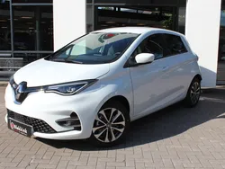Wit Gebruikt 2022 Renault Zoe Intens Hatchback | € 20.595 (Eerlijke prijs)
