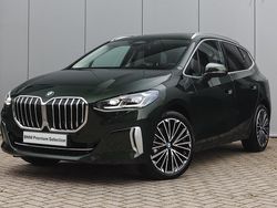 Groen Gebruikt 2023 BMW 220 Comfort Edition Stationwagen | € 37.950 (Eerlijke prijs)
