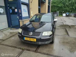 Zwart Gebruikt 2001 VW Passat Trendline Sedan | € 799 (Super prijs)