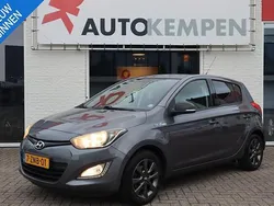 Grijs Gebruikt 2015 Hyundai i20 Hatchback | € 5.500 (Eerlijke prijs)