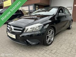 Zwart Gebruikt 2014 Mercedes A180 Ambition Hatchback | € 9.950 (Eerlijke prijs)