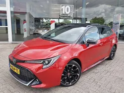 Rood Gebruikt 2022 Toyota Corolla Business Edition Stationwagen | € 25.795 (Eerlijke prijs)