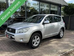 Grijs, metallic lak Gebruikt 2006 Toyota RAV4 Executive SUV | € 8.950 (Super prijs)